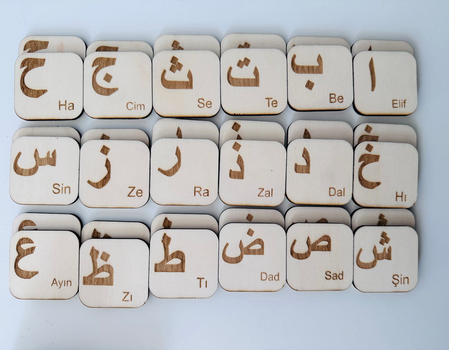 Memory Spiel für Kinder - Arabisches Alphabet aus Holz